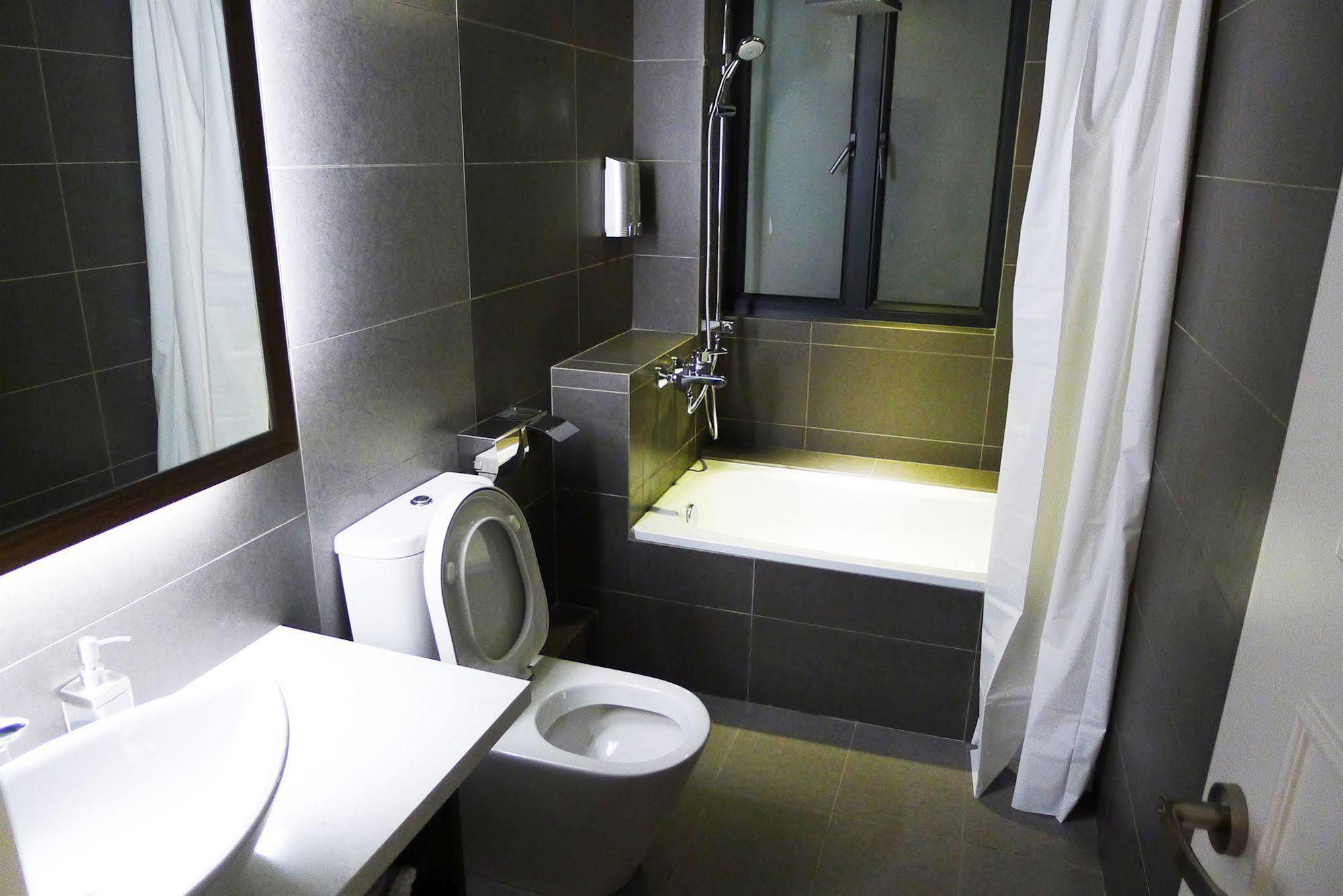 5footway.inn Project Ponte 16 2* Macau