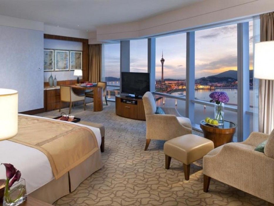 Mandarin Oriental, Khách sạn Macau