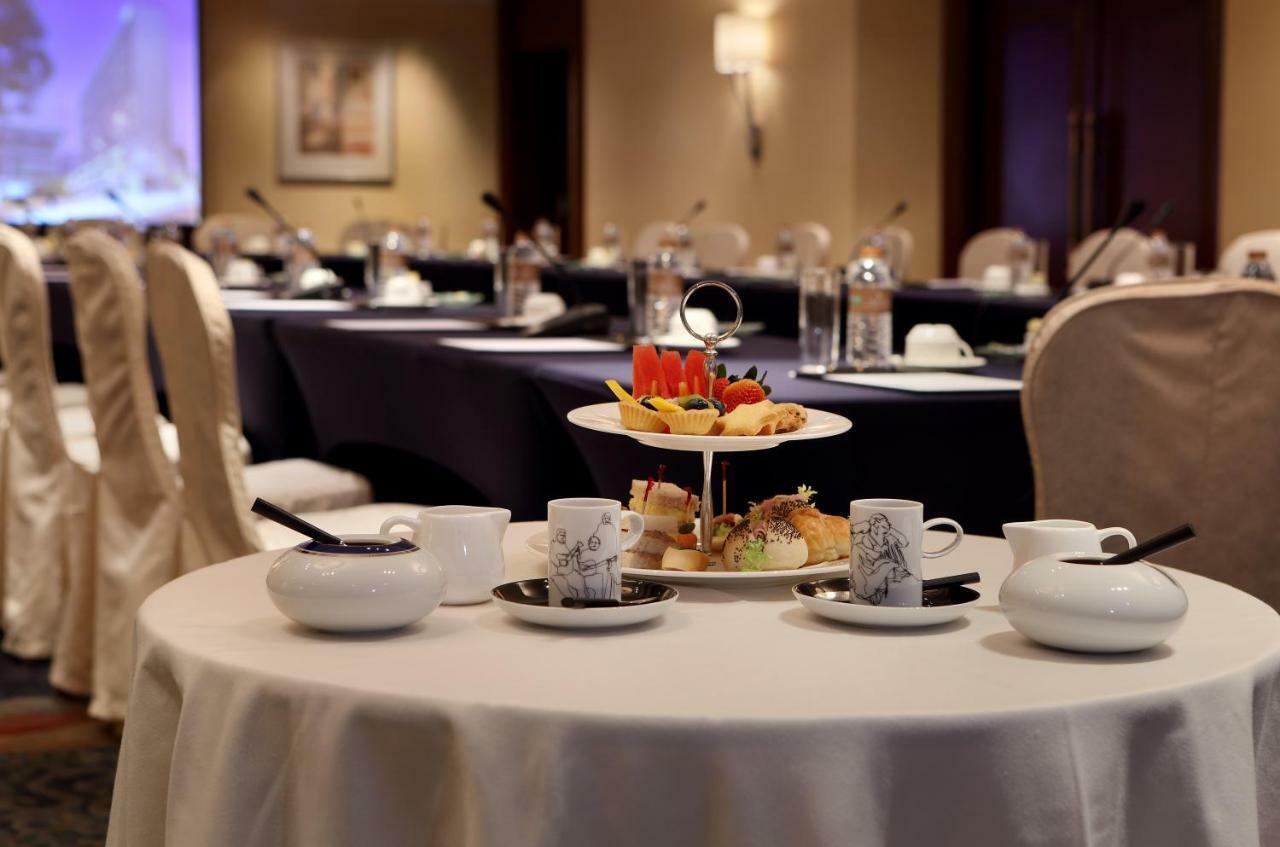 Royal Hotel 5*